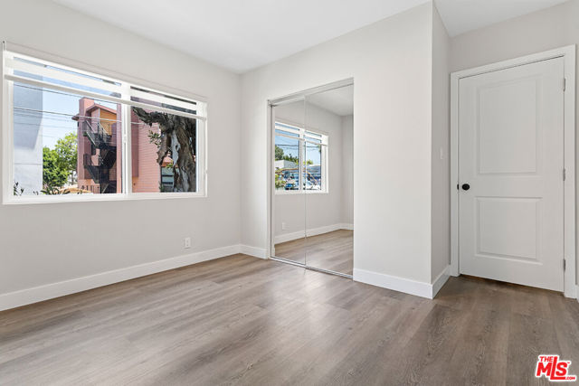 1411 Innes Place, Venice CA: https://media.crmls.org/mediaz/fa872fac-5daf-412a-8c26-7a633b1937c0.jpg