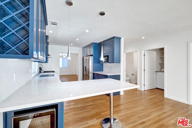 5400 W 82nd Street, Los Angeles CA: https://media.crmls.org/mediaz/fa874dac-5395-4c4d-8a86-fb3b7a0e34b5.jpg