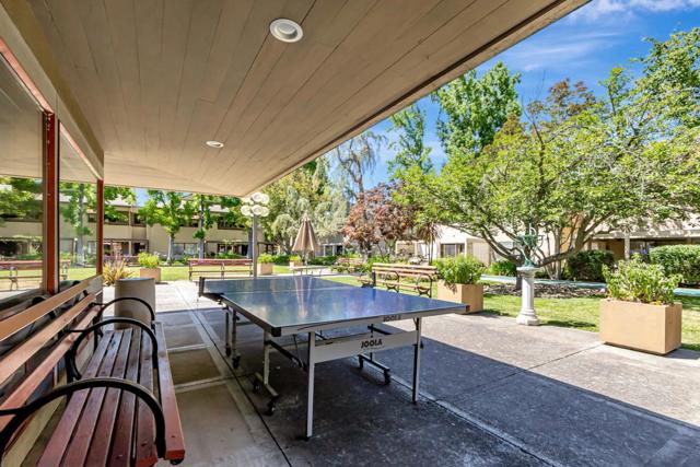449 Alberto Way, Los Gatos CA: https://media.crmls.org/mediaz/fa878b72-5366-46b9-89d8-2091897e20ea.jpg