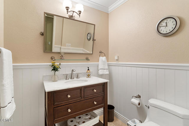 Detail Gallery Image 25 of 49 For 6228 Watertree Ct, Agoura Hills_2,  CA 91301 - 4 Beds | 3 Baths