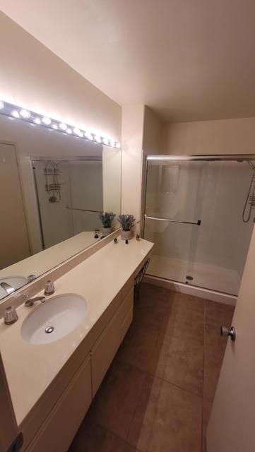 54673 Oakhill, La Quinta CA: https://media.crmls.org/mediaz/fa89b770-37f5-4353-850f-338390590c74.jpg