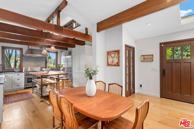 1409 Waterloo Street, Los Angeles CA: https://media.crmls.org/mediaz/fa89c40b-60f0-4fcb-9dce-207f98218517.jpg