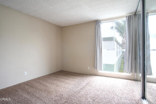3700 Dean Drive, Ventura CA: https://media.crmls.org/mediaz/fa8a806d-9b54-4e84-b3da-c1f86292cce2.jpg