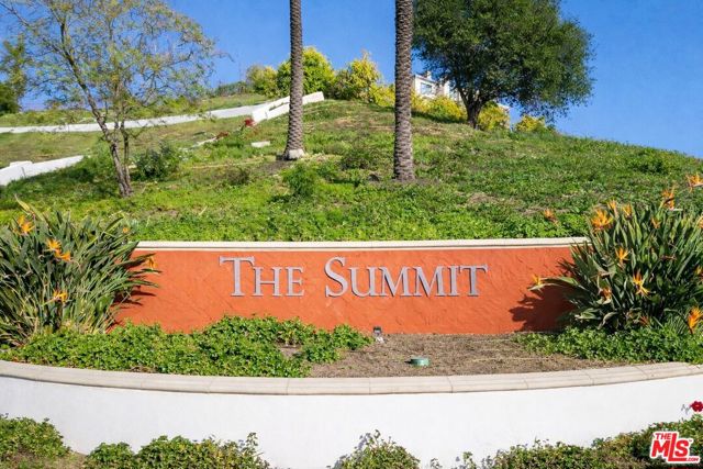 1630 Chastain, Pacific Palisades CA: https://media.crmls.org/mediaz/fa8a80e3-eee0-4527-8376-063b51c22a48.jpg