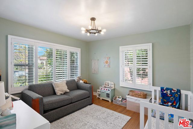 4146 Chase Avenue, Los Angeles CA: https://media.crmls.org/mediaz/fa8a9e01-7b12-45e0-a50e-fb6ab652f1b2.jpg