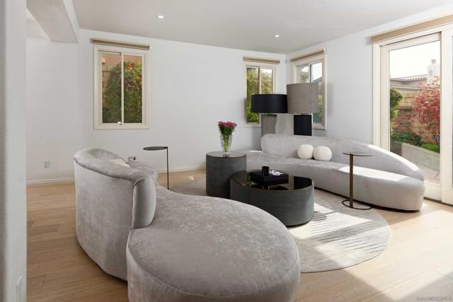 1329 Caminito Balada, La Jolla CA: https://media.crmls.org/mediaz/fa8ca919-f251-4859-80a1-07c5b29549d6.jpg