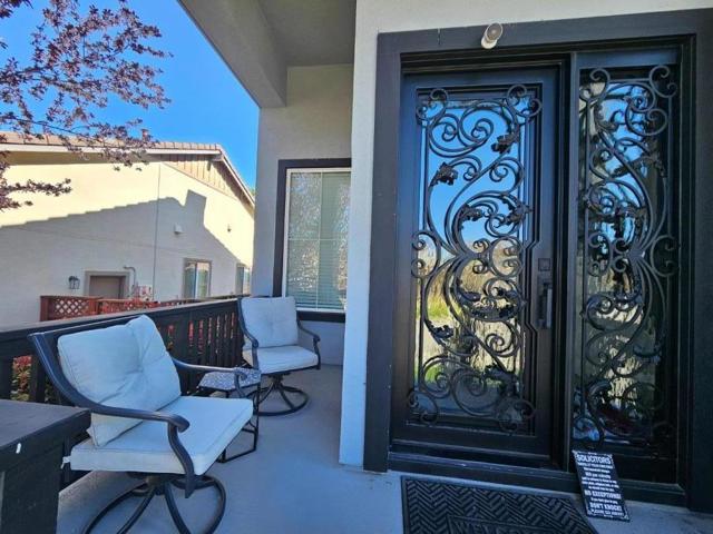 49 Nettle Court, Oakley CA: https://media.crmls.org/mediaz/fa8d3dbe-ce02-4571-b9a7-a18c49ce07dc.jpg