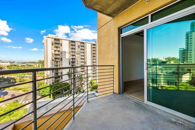 801 Ash St, San Diego CA: https://media.crmls.org/mediaz/fa8dacb0-4e9b-4b76-9f4e-32e3cdab7e41.jpg