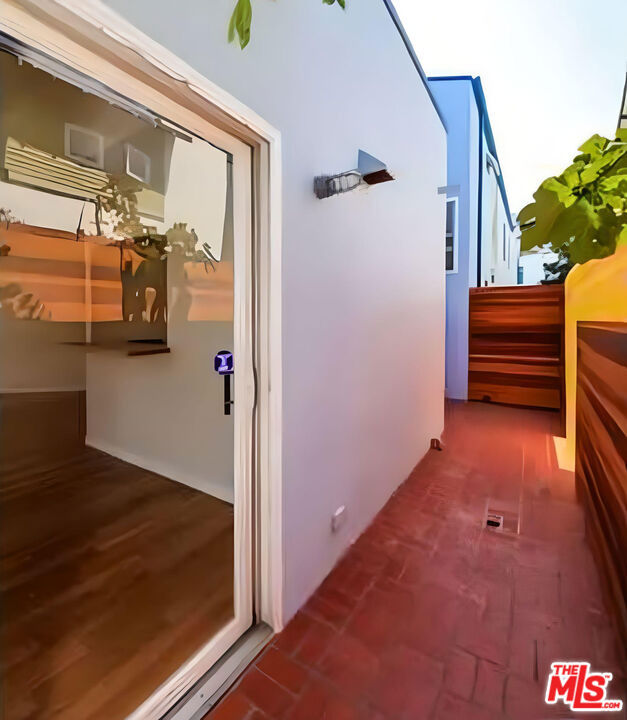 653 Marine Street photo 41