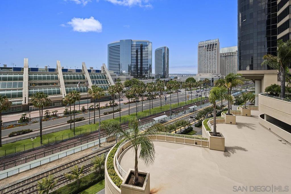 200 Harbor Drive - photo 6