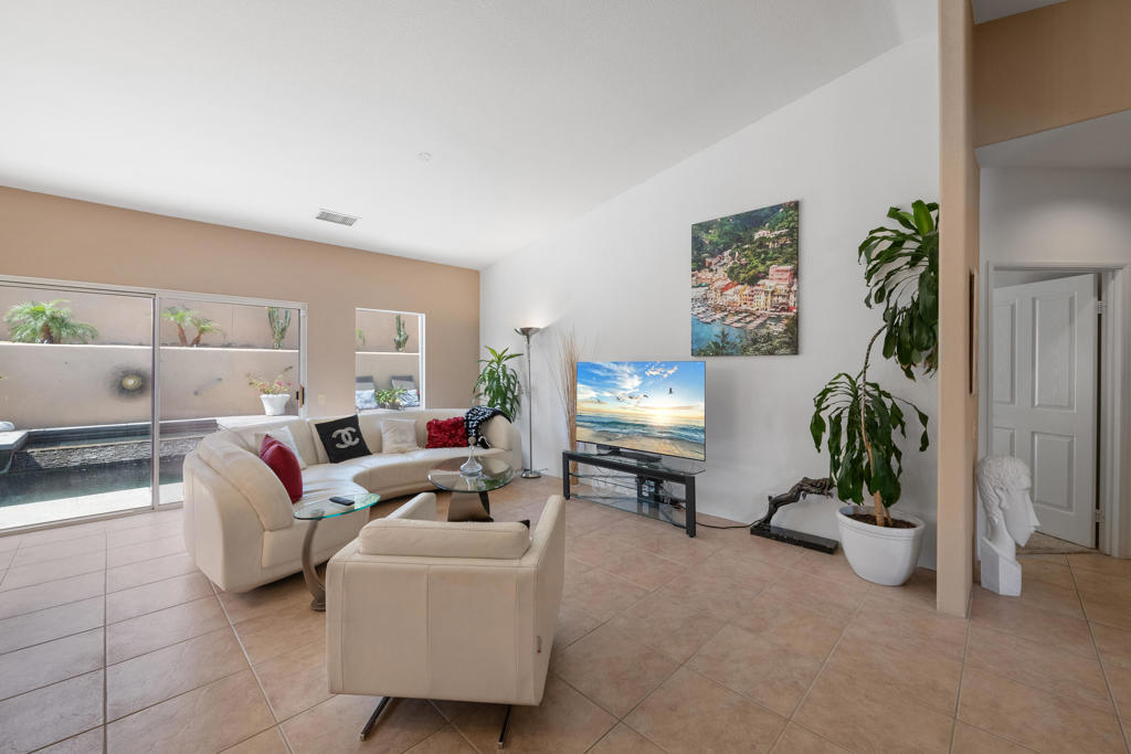 MLS #219131040DA image #6