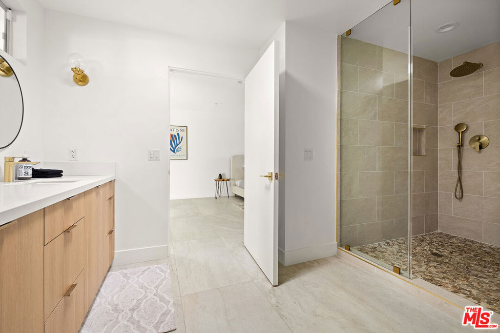 MLS #25609341 image #21