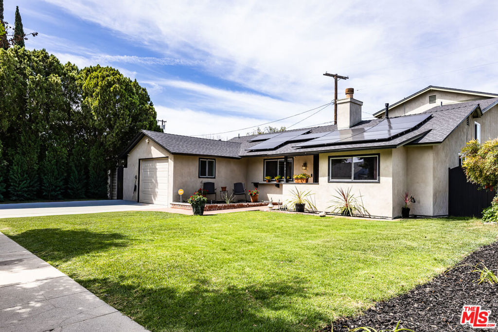 8131 Bianca Avenue