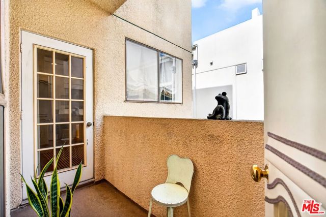 1741 Colby Avenue, 203 photo 37