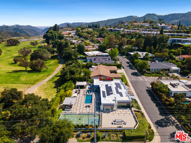 3144 Corda Drive, Los Angeles CA: https://media.crmls.org/mediaz/fa9267b2-4e1b-461c-ae34-060df325a233.jpg