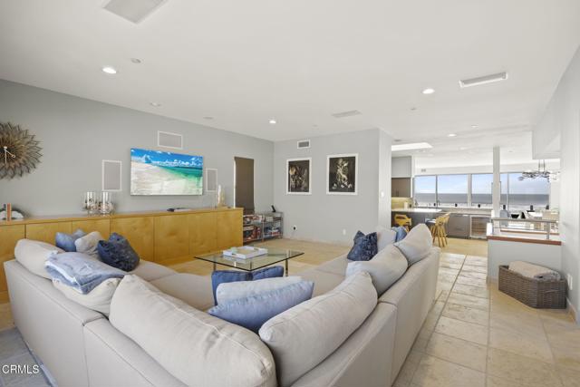815 Mandalay Beach Road, Oxnard CA: https://media.crmls.org/mediaz/fa93fbac-ffc9-4227-932e-3b64023e7fc9.jpg