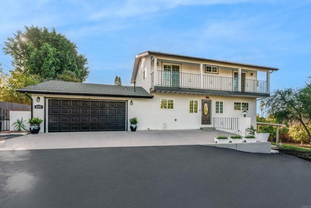 Detail Gallery Image 1 of 42 For 2175 Alta Vista Dr, Vista,  CA 92084 - 5 Beds | 3/1 Baths