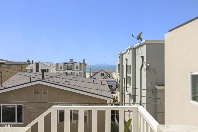 Detail Gallery Image 3 of 44 For 2125 Piru Ave, Oxnard,  CA 93035 - 2 Beds | 2 Baths