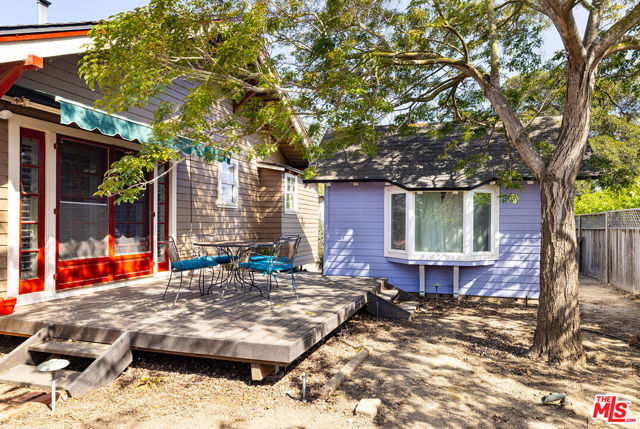 13721 W Telegraph Road, Santa Paula CA: https://media.crmls.org/mediaz/fa958526-c07e-49cd-ad30-59633bb4492d.jpg