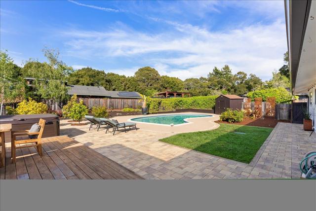 3400 Haas Drive, Aptos CA: https://media.crmls.org/mediaz/fa95e27e-8fe2-4636-b936-10390a9ad153.jpg