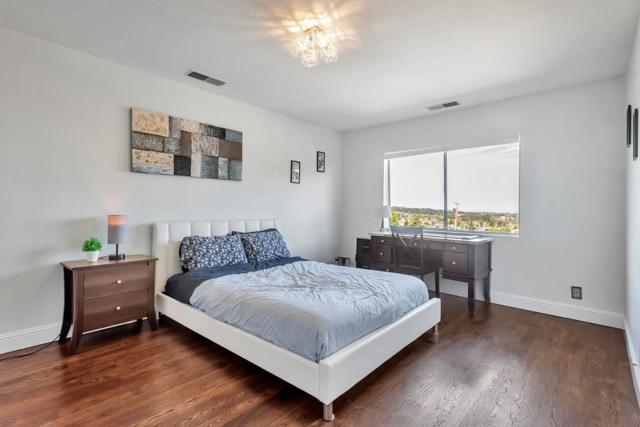 347 Rolling Hills Avenue, San Mateo CA: https://media.crmls.org/mediaz/fa976148-4851-41c9-aba1-99caa0f9d410.jpg