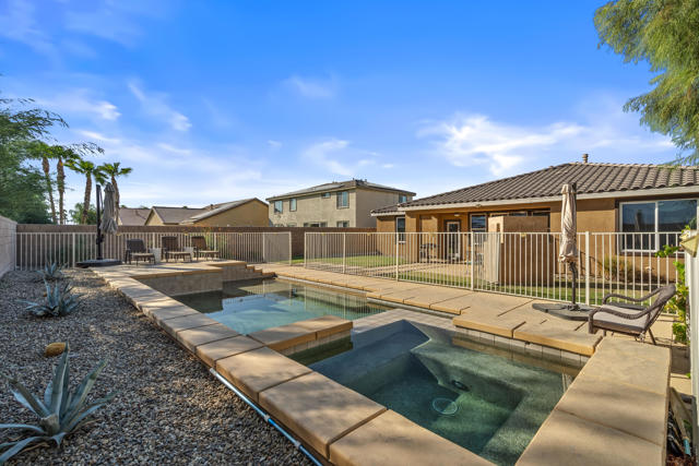 Image 41 of 46 For 84345 Volare Avenue