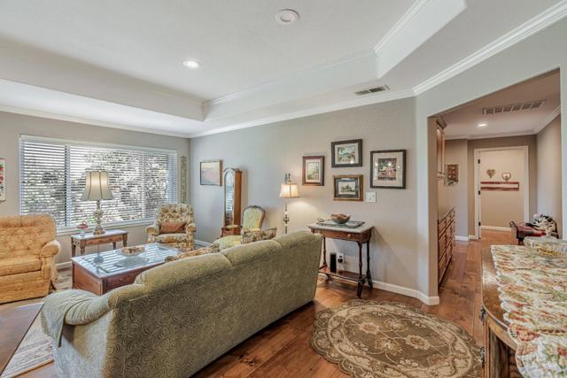 19225 Reavis Way, Salinas CA: https://media.crmls.org/mediaz/fa999d9c-ba26-42a4-a0d5-a9fa4f4d25d9.jpg