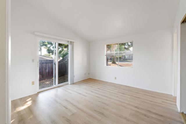 965 Highland Drive, Vista CA: https://media.crmls.org/mediaz/fa99a0d5-2061-4711-80aa-7a460638d50a.jpg