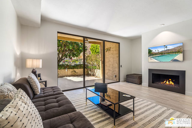 2029 S Ramitas Way, Palm Springs CA: https://media.crmls.org/mediaz/fa9be286-5696-44b3-9630-480e636d8fa0.jpg