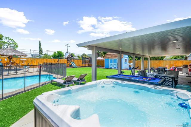 13225 Waltham Ave, Poway CA: https://media.crmls.org/mediaz/fa9cd4da-0b14-434f-8886-4bd09fd6aa84.jpg