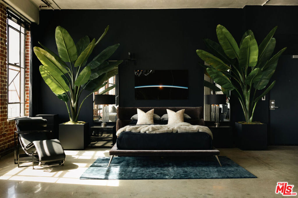 315 E 8th Street #1105