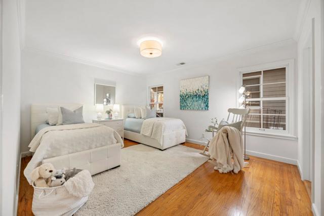 1149 Cortez Avenue, Burlingame CA: https://media.crmls.org/mediaz/fa9fd9dd-fdee-4744-bce3-f53e6c75e97b.jpg