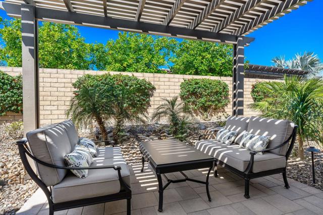 54805 Northern Dancer Drive, La Quinta CA: https://media.crmls.org/mediaz/faa0e088-ccf3-473c-a4d7-5eea7241bd5e.jpg