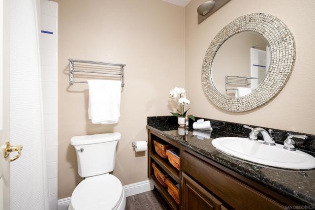3000 Avenida Ciruela, Carlsbad CA: https://media.crmls.org/mediaz/faa33075-9fa0-427c-8143-d9bb246a8988.jpg