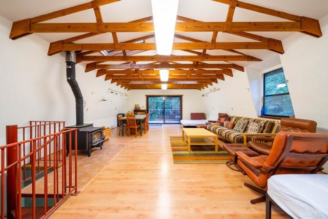 1301 Bear Creek, Boulder Creek CA: https://media.crmls.org/mediaz/faa5233a-4904-4681-a2d8-bfa1438bb7c7.jpg