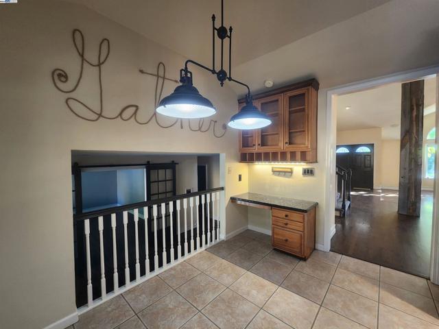 1127 Mataro Ct, Pleasanton CA: https://media.crmls.org/mediaz/faa5b690-1e9d-46dc-925f-163acd3b1b9b.jpg
