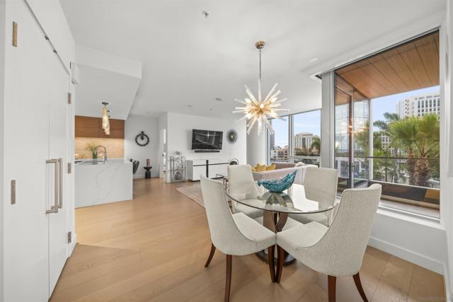 888 W E St, San Diego CA: https://media.crmls.org/mediaz/faa5e8cd-d9ba-410a-a539-890ca7f26148.jpg