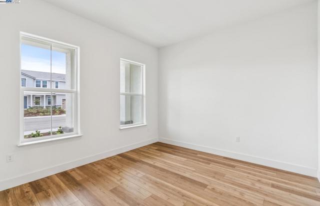 1552 Kasnak Drive, Manteca CA: https://media.crmls.org/mediaz/faa65423-29bf-41c7-b1cb-0de41bb09db3.jpg