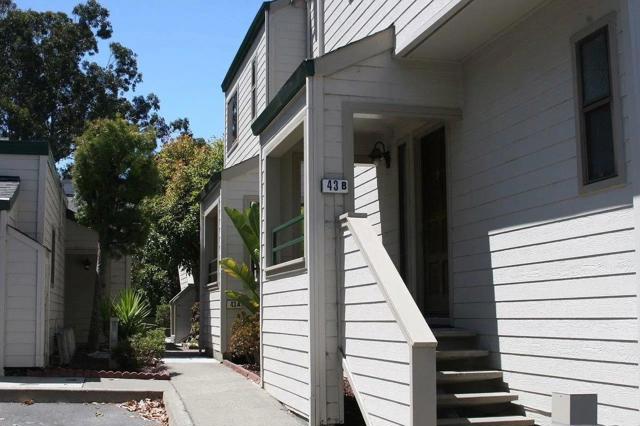43 Appian Way, South San Francisco CA: https://media.crmls.org/mediaz/faa80a51-c83c-4d8d-9978-f1e0f1543e20.jpg
