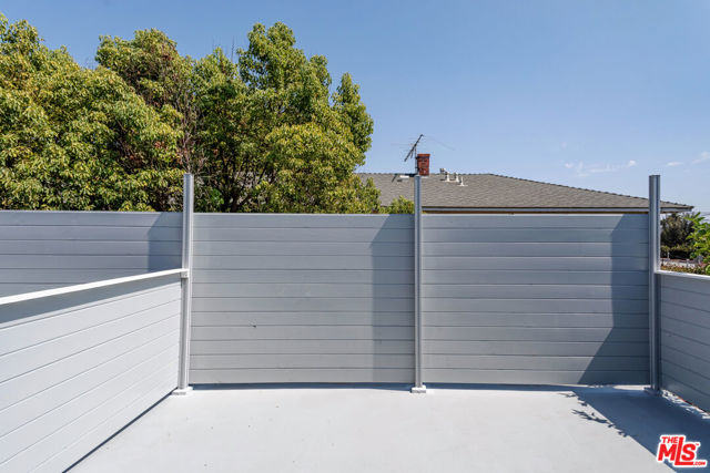 1812 West Glenoaks Boulevard, D photo 14