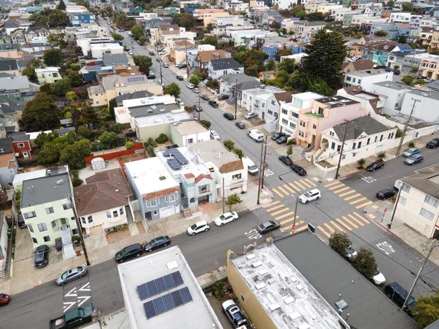 745 Brazil Avenue, San Francisco CA: https://media.crmls.org/mediaz/faa84237-148a-42ae-9ebf-038e4059aab4.jpg