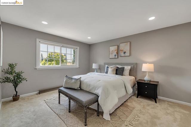Image 23 of 39 For 3342 San Saba Dr