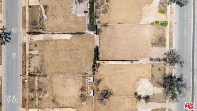 856 Toyopa Drive photo 4