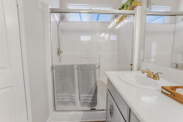 Image 14 of 27 For 64279 Eagle Mountain Avenue