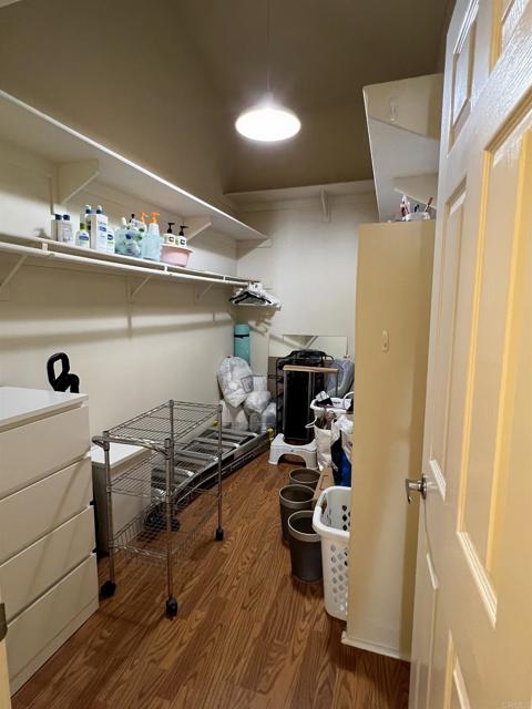 Detail Gallery Image 8 of 21 For 8597 via  Mallorca #E,  La Jolla,  CA 92037 - 2 Beds | 2 Baths