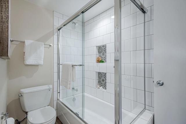1689 Via Laguna, San Mateo CA: https://media.crmls.org/mediaz/faaa3db5-b706-451a-b449-6ef7a478552a.jpg