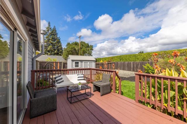 2204 Lobert Street, Castro Valley CA: https://media.crmls.org/mediaz/faaaa85c-e41f-4311-a84d-6213e4c8c721.jpg