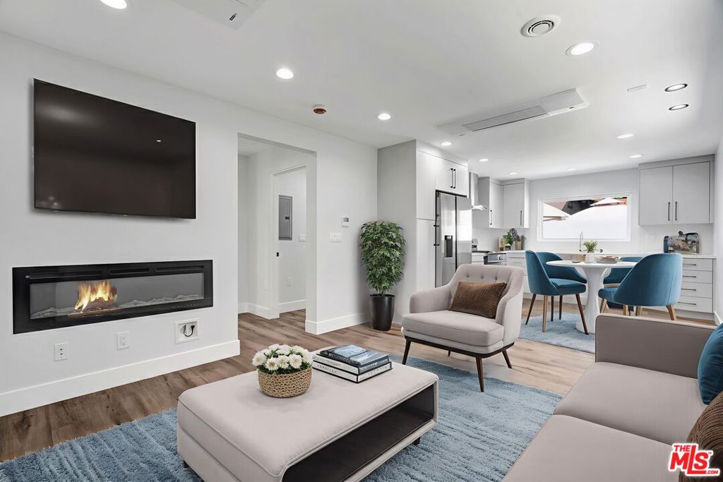 11611 Burbank Boulevard #11615