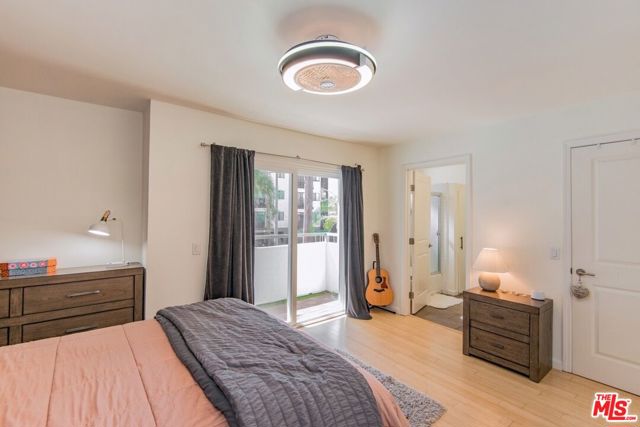 4702 Fulton Avenue, Sherman Oaks CA: https://media.crmls.org/mediaz/faada32f-755f-40cc-ac9f-79297985b0f0.jpg