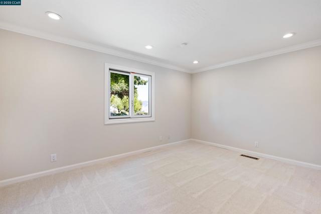 70 Sherburne Hills, Danville CA: https://media.crmls.org/mediaz/faada877-fe00-4d8c-88e4-7ce6c8f51cc0.jpg